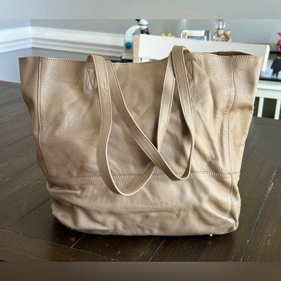Saks Fifth Ave tote bag - Picture 3 of 10
